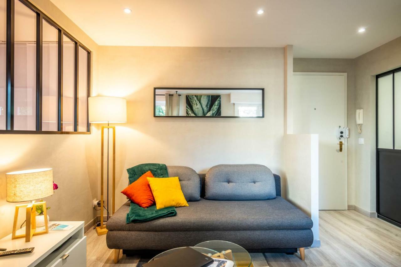 Le Chatelet- Parking Gratuit - Cosy Et Design - A 10 Mn De Geneve Аннемас Экстерьер фото