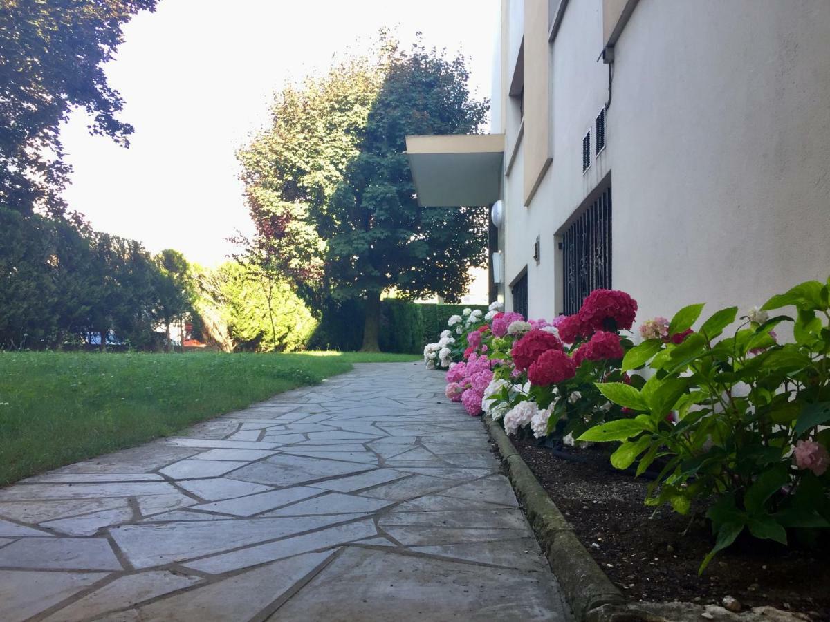 Le Chatelet- Parking Gratuit - Cosy Et Design - A 10 Mn De Geneve Аннемас Экстерьер фото