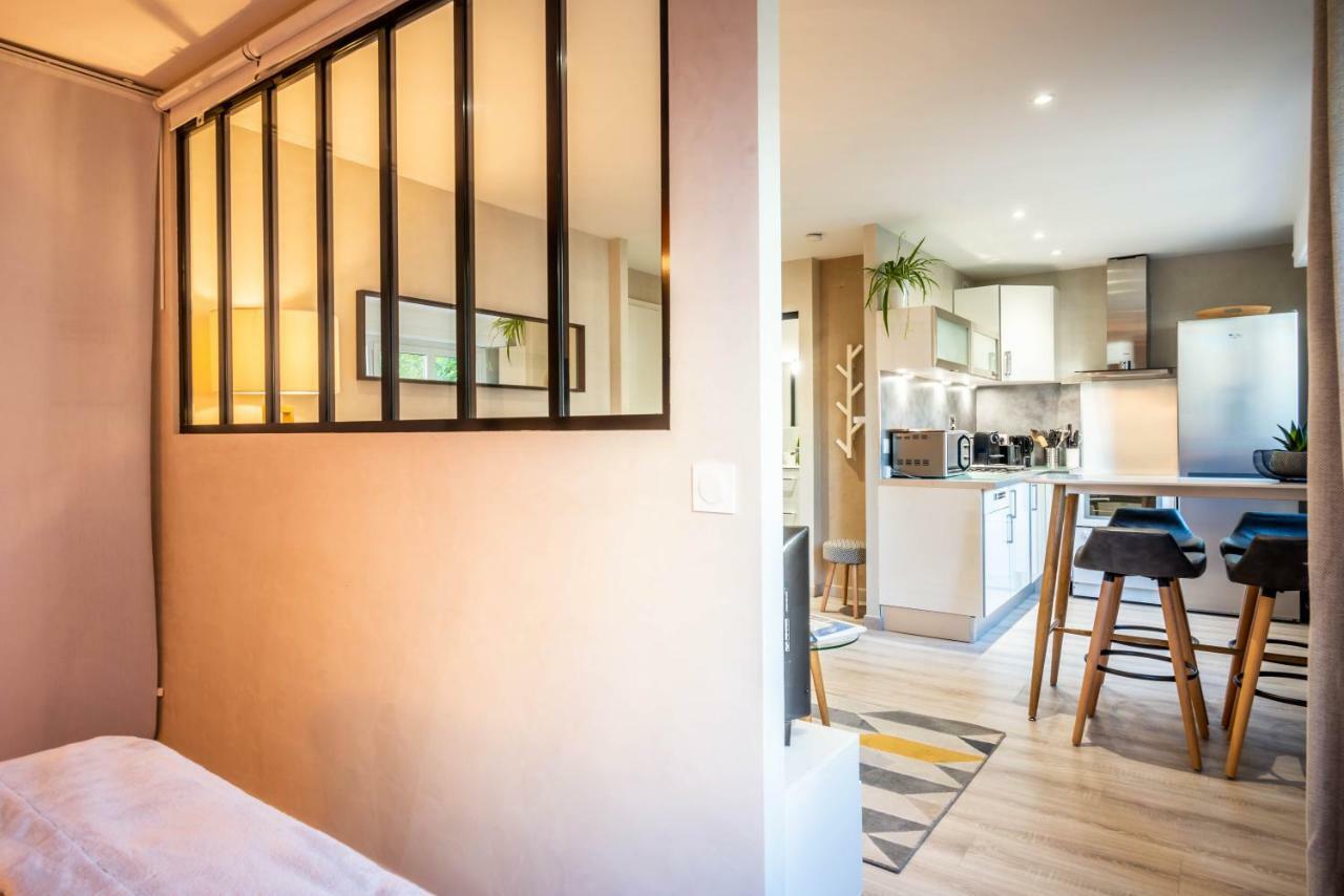 Le Chatelet- Parking Gratuit - Cosy Et Design - A 10 Mn De Geneve Аннемас Экстерьер фото